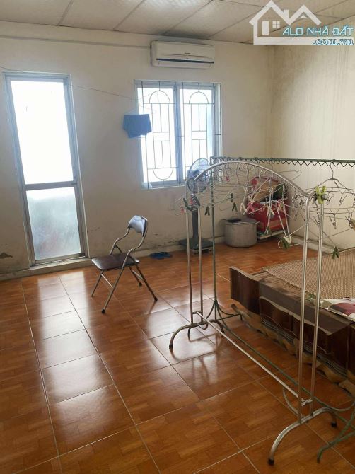 Siêu Phẩm! Nhà phân lô cán bộ Ô tô ở Hà Đông 43m2, MT4,5m chỉ với 12ty - 4