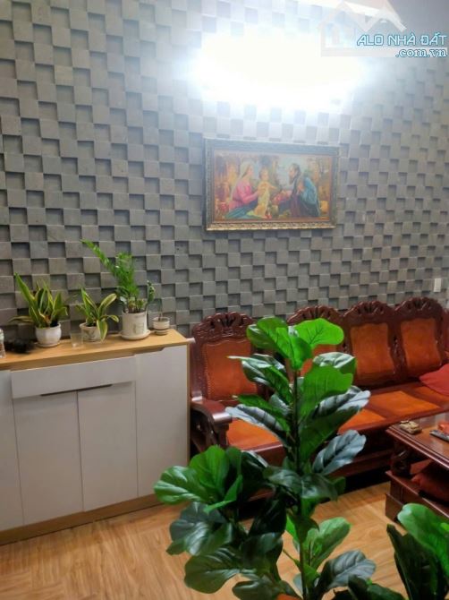 BÁN NHÀ MẶT TIỀN BÀN CỜ KHU TÔ HIỆU - 76M2 (4.2x18) 5 TẦNG XÂY TÂM HUYẾT - ĐƯỜNG 12M - 4