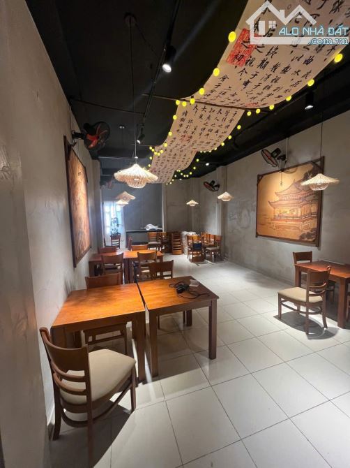 Nhà 4 Lầu Mặt Tiền KD đường Trường Sơn gần CMT8, Công Viên Lê Thị Riêng giá 50 triệu - 4