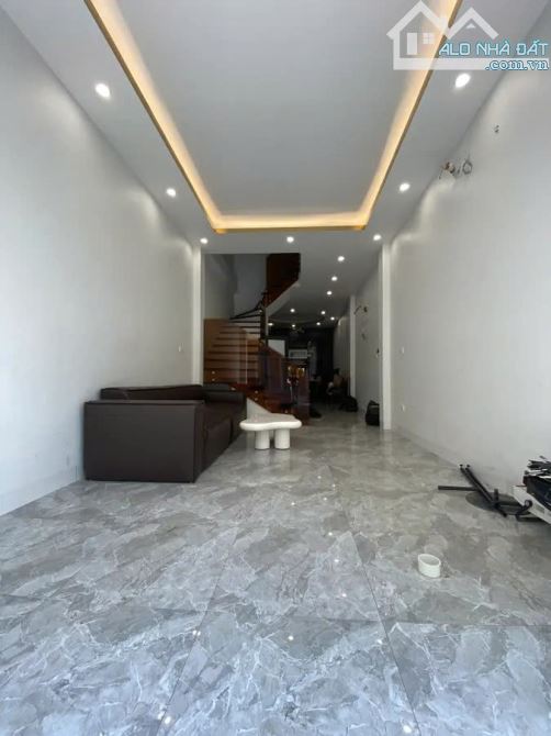 LAI XÁ – HOÀI ĐỨC – 47m² – 3 TẦNG – MẶT TIỀN 3,5M – PHÂN LÔ– KINH DOANH – GIÁ 11,5 TỶ - 4