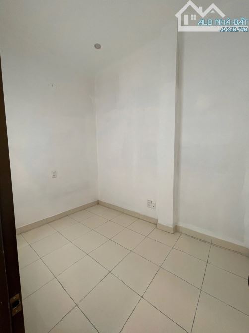 🏡 NHÀ 2 TẦNG KIÊN CỐ TRẦN CAO VÂN – GẦN TRƯỜNG LÊ THỊ HỒNG GẤM - 4