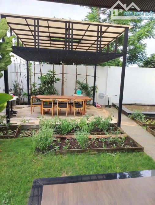 Nhà sân vườn Mặt tiền Bà Huyện Thanh Quan - 4