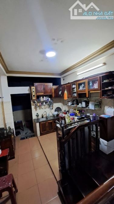 Phan Huy Ích gò vấp 186/202m2 4 tầng giá chỉ 23 tỷ - 4