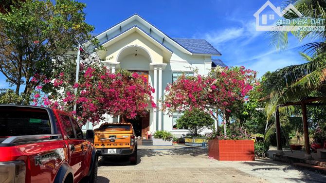 BIỆT PHỦ MẶT TIỀN ĐƯỜNG LÊ DUẨN-  TRUNG TÂM THỊ TRẤN ĐẤT ĐỎ - CÁCH BIỂN PHƯỚC HẢI CHỈ 5 PH - 4
