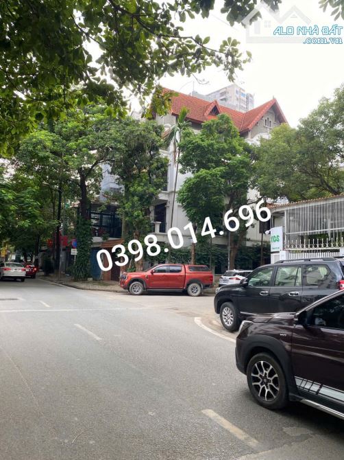 BÁN NHÀ ĐẸP ĐA SĨ - LÔ GÓC - Ô TÔ ĐỖ CỬA – PHÂN LÔ BÀN CỜ – NGÕ THÔNG TỨA TUNG – GIÁ CHỈ 8 - 4