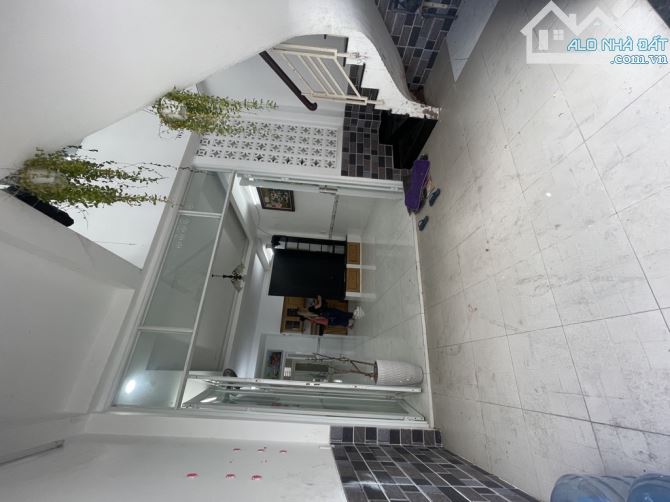 BÁN NHÀ HẺM ĐƯỜNG SỐ 17, TÂN THUẬN TÂY, QUẬN 7 - 67M2 - 4