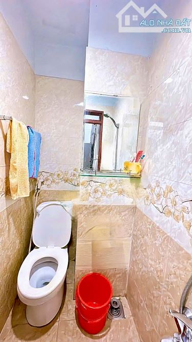 Bán 🏠 hẻm 3Tầng mới đẹp xuất 7,35 tỷ Hoàng diệu p4 Q4 đầy đủ tiện ích không thiếu thứ gì - 4