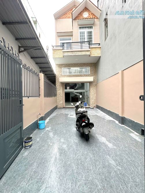 Cho thuê nhà trục chính hẻm hồ tùng mậu gần công an thành phố giá 17 triệu - 4