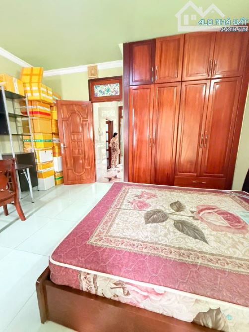 NHÀ 4 TẦNG KIÊN CỐ – DT 198M² – VỊ TRÍ VÀNG GẦN TRẦN NÃO, QUẬN 2 - 4