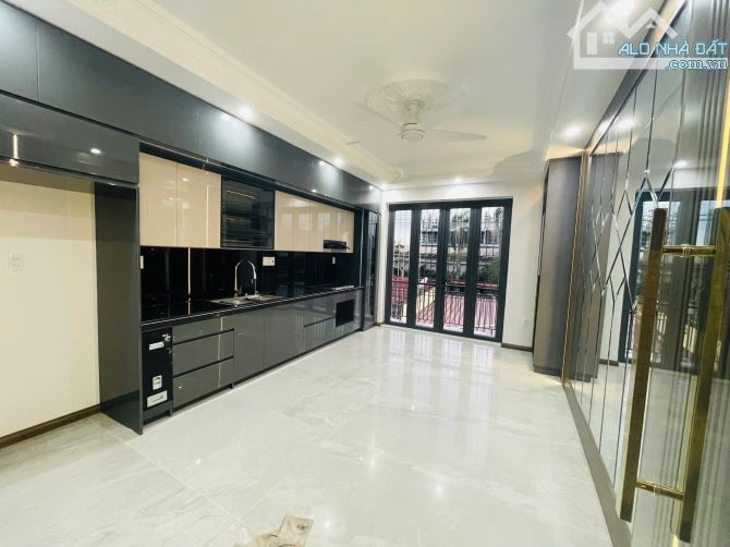 🌳Nhà 6 tầng Mặt Đường tuyến phố Nguyễn Công Hòa - Lê Chân - 75m2 - Giá 16,5 tỷ - 5