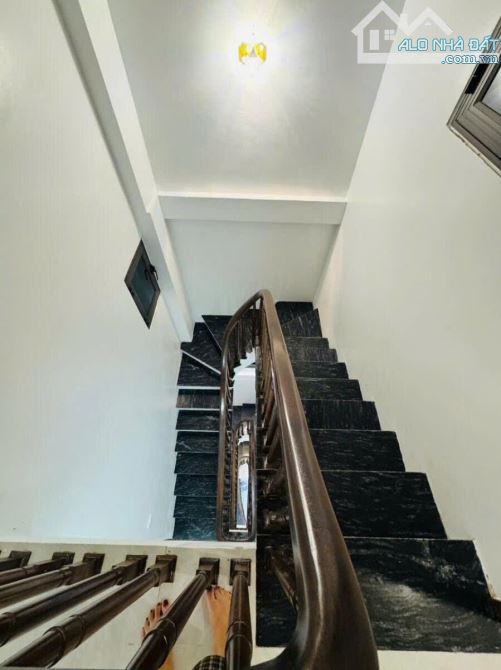 Siêu phẩm lô góc Trường Chinh ô tô đỗ cửa 30m ra mặt phố 5 tầng 52m2 mới tinh cho thuê, KD - 5
