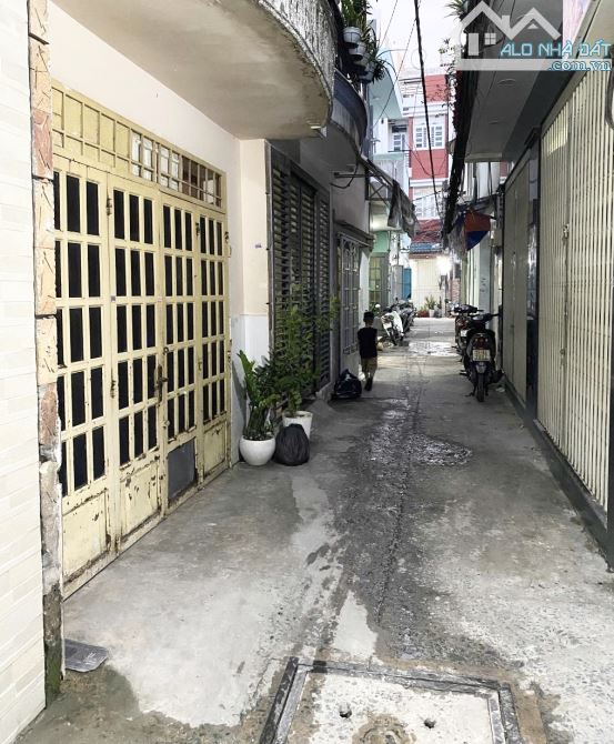 NGUYỄN HỮU TIÊN, 4x9, 2 TẦNG ĐÚC, 2PN, HẼM THÔNG, TÂN PHÚ GIÁP TÂN BÌNH,GÒ VẤP, CHỈ 3 TỶ + - 5
