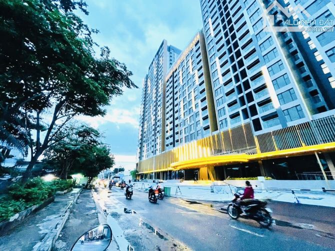 HÀNG XÓM DELASOL ~20M NGANG 3,4M NỞ HẬU TÀI LỘC - NHÀ 2 TẦNG MỚI HẺM 3M - HẺM 1/ SÁT MẶT T - 5
