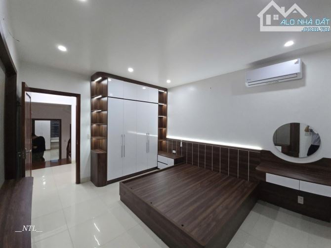 Bán nhà 3 tầng tđc Tiền Phong dân xây - 5