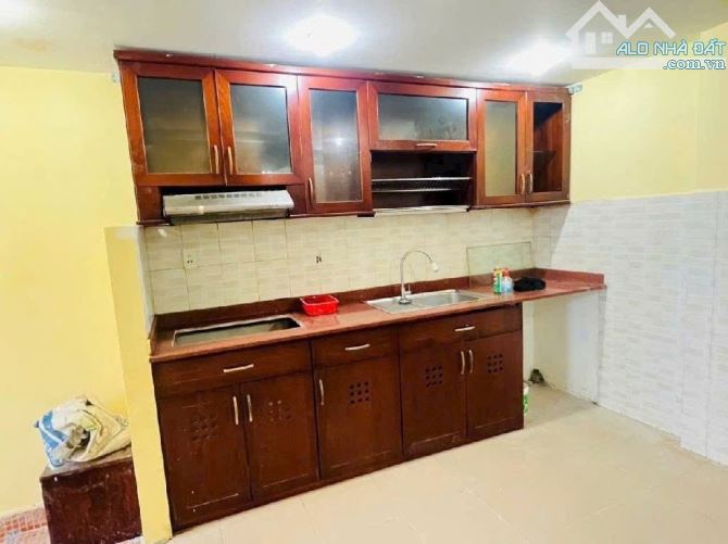 Nhà 2 Mặt Tiền Hẻm 3.5M Cách Mặt Tiền Nguyễn Tiểu La P.8 10M Kết Cấu 3 Tầng Sát Chợ NTP - 5