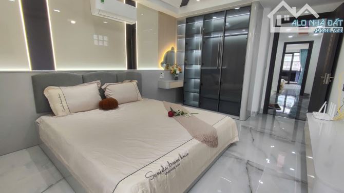 NHÀ ĐẸP MỚI XÂY, 3 tầng, Lê Hoàng Phái, Phường 17, GV,  ngã tư nguyễn văn lượng, 7.950TỶ - 5