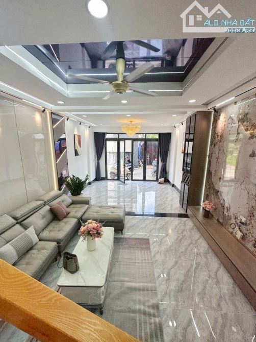 🏡 BÁN NHÀ 1 TRỆT 2 LẦU – HOÀN CÔNG – THIẾT KẾ HIỆN ĐẠI 📍  P. Hóa An (nay là P. Biên H - 5