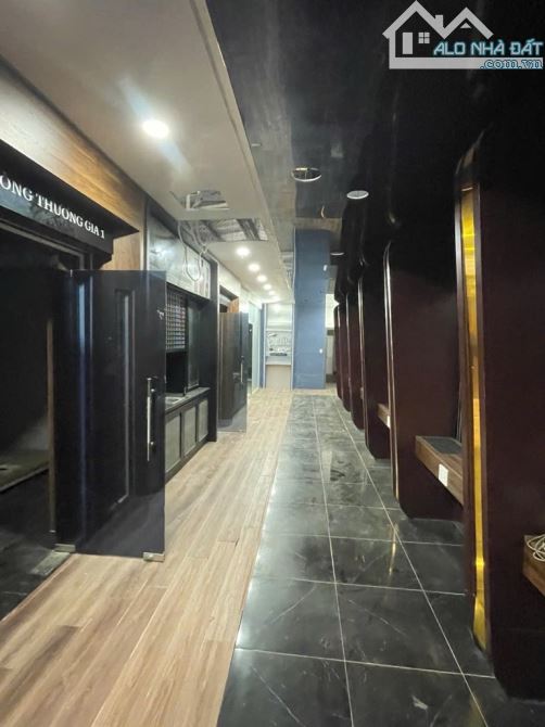 Vị trí VIP, Nhà nở hậu 7,5 x 54 mặt tiền Phan Huy Ích, Tân Bình. - 5