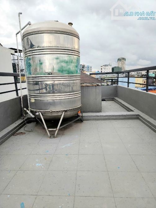 4 TẦNG - GẦN CẦU CHÀ VÀ - GIÁP QUẬN 5 - TÙNG THIỆN VƯƠNG- Q.8-DT: 27M2-  4 TỶ 850. - 5