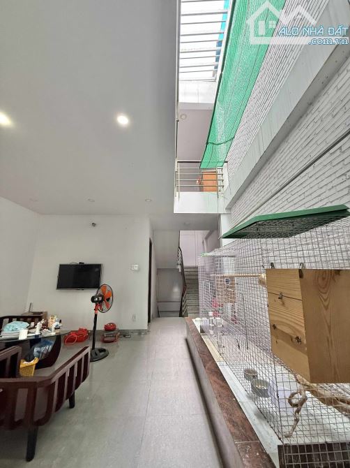 TÂN BÌNH. HẺM 8M BÀN CỜ, 83m2 - 3 TẦNG,NGANG 5M CHỈ HƠN 8 TỶ - 5