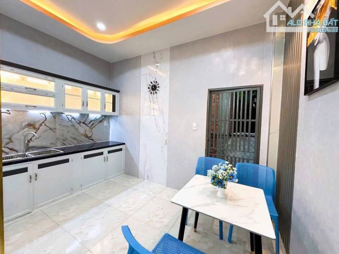 Nhà 2 Lầu Tân Kim 4 x 15m, 4PN 3WC Full Nội Thất Đường Xe Hơi. Sổ Hồng Riêng - 5