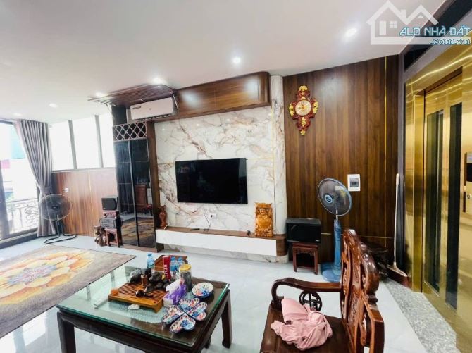 Bán nhà Lạc Long Quân 7 Tầng Thang Máy  Gara ô tô ở sướng - 5