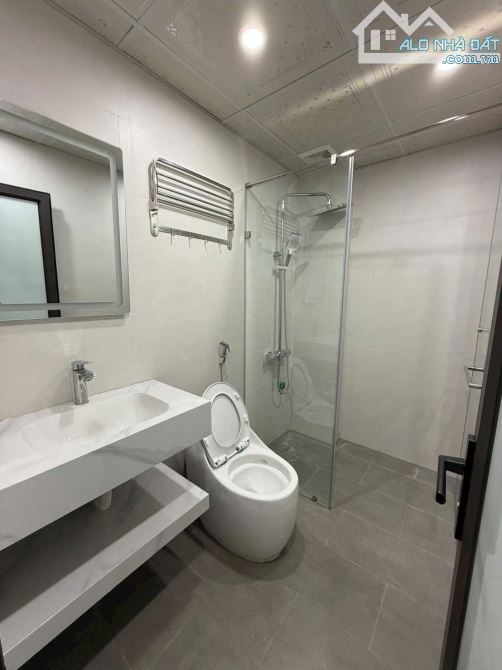 Nhà Xây Mới Koong Phố Thịnh Quang -7 Tầng Thang Máy - Nội Thất Xịn - 5