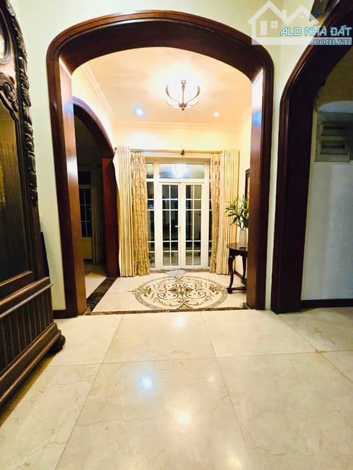 BIỆT THỰ LÔ GÓC KHU ĐÔ THỊ MỚI CẦU GIẤY - 5