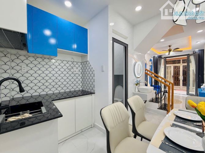3❌9m, BÁN NHÀ 2 TẦNG, MẶT TIỀN NHÁNH PHAN VĂN TRỊ, P7 GÒ VẤP, 3 TỶ xíu - 5