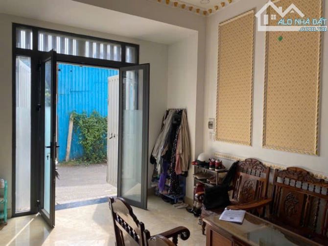 Nhà đẹp Khu Biệt Thự, Nội Thất Gỗ Cao Cấp – ô Tô Ngủ Trong Nhà – Giá Chỉ 6.5 Tỷ - 5