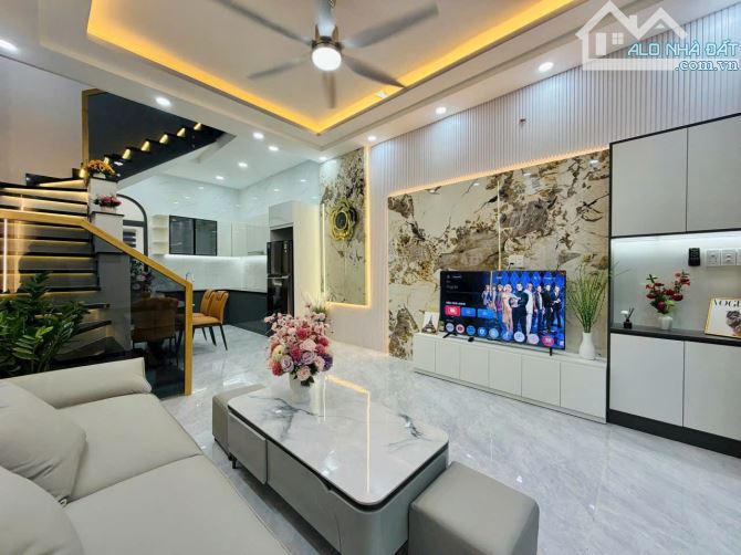 Bán nhà hẻm 3m thông sát hẻm xe tải đườg Lê Văn Thọ,P.11, 4 x 14 nở hậu 4,2 giá 5.35 tỷ tl - 5