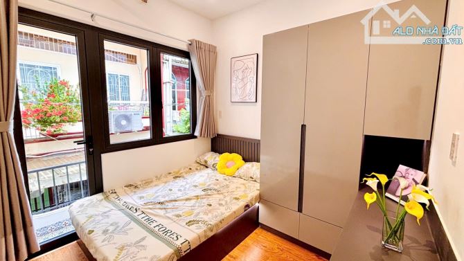 Bán Nhà Phú Nhuận - Siêu Phẩm 2 Mặt Hẻm - Sát Mặt Tiền - 2 Tầng - ~50m2 - Chỉ 5.X Tỷ - 5