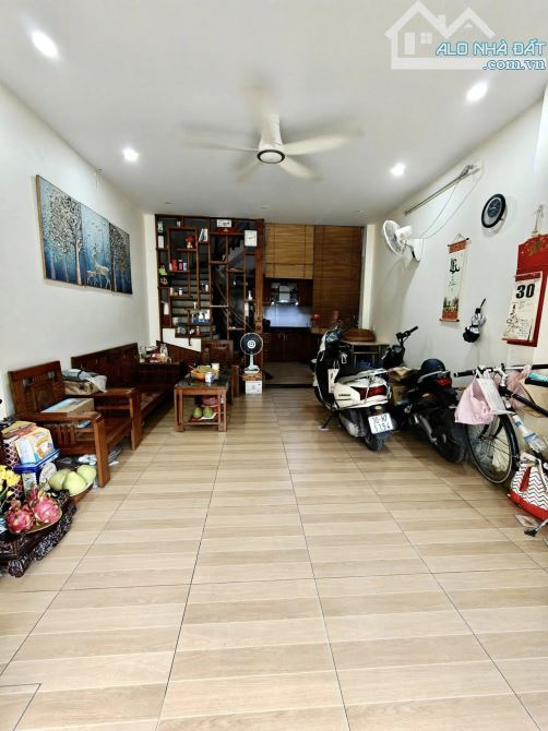 SIÊU HIÊM- NGÕ Ô TÔ – KINH DOANH ĐỈNH- 43M2,5 TẦNG, GIÁ TỐT. - 5