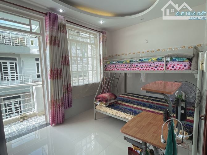 BÁN NHÀ THÍCH QUẢNG ĐỨC -HXH 5M THÔNG - 5 TẦNG 56M2 - SỔ VUÔNG ĐẸP NHỈNH 10 TỶ - 5