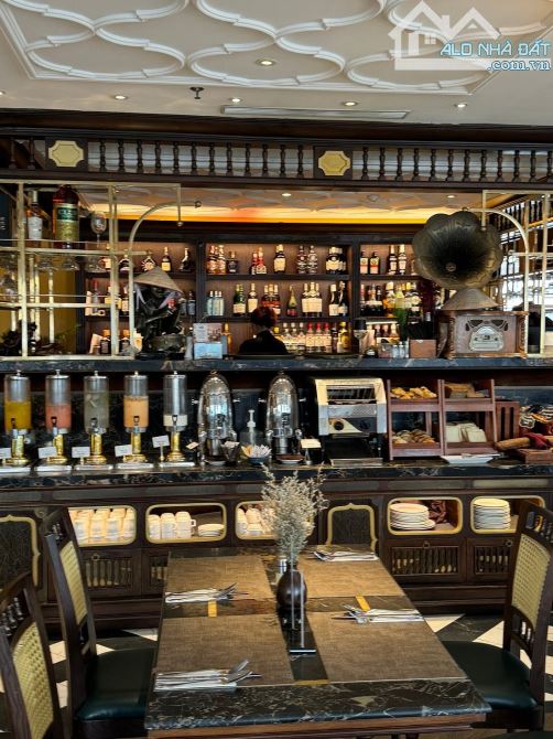 Dòng tiền 96 tỷ/năm - khách sạn 5* Phố Cổ - 560m2 - 112 phòng - MT 15m - 596 tỷ