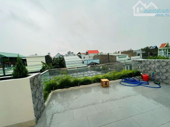 Bán gấp Biệt thự 300m2 P.Tân Phong, full thổ, 2ô tô, gần cây xăng 26, chỉ 8ty3 - 6