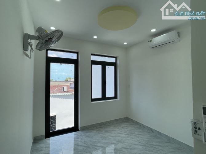 💥NHÀ MỚI KENG - 2 TẦNG - 60M2 - VÀO Ở NGAY - HẺM SẠCH SẼ AN NINH - SÁT MẶT TIỀN ĐƯỜNG LỚN - 6
