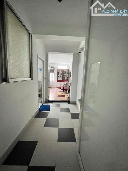 🎉🎉CHỦ ĐỊNH CƯ CẦN SANG NHƯỢNG NHÀ 4 TẦNG, NGAY CHỢ HÒA KHÁNH - 6