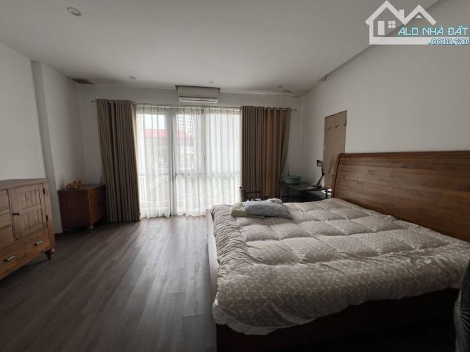 Phân Lô, Biệt Thự Phố Nguyễn Sơn, Bồ Đề, 125m2, MT6.5m, Ô Tô, Full đồ, Giá Rẻ - 6