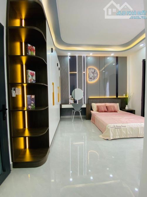 Bán nhà ngang 5m, Quang Trung, Gò Vấp, 3 tầng, 2 mặt tiền trước sau, chỉ 7 tỷ 98 - 6