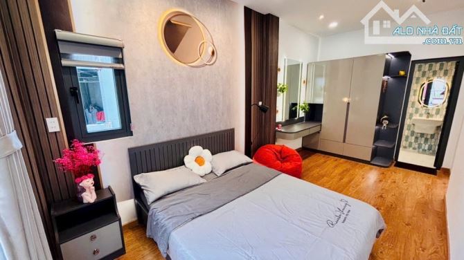NHÀ MỚI 100% - LÔ GÓC THÔNG THOÁNG - PHAN TÂY HỒ - PN - 2 TẦNG - 3PN - 48M2 - NHỈNH 5 TỶ - 6