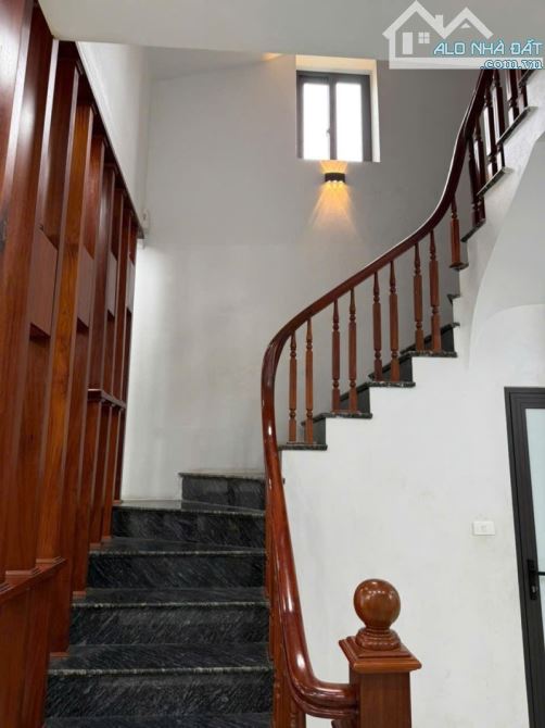 Bán nhà Bát Khối,Cự Khối 5 tầng,90m,mt5m oto tránh nhỉnh 16 tỷ - 6
