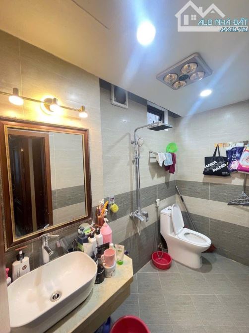 Ô Đồng Lầm, 50m, 6ngủ, Lô góc 3 mặt ngõ, Gần hồ thoáng mát, Sổ vuông, Nhà dân xây mới đẹp - 7