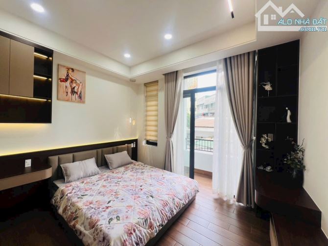 NHÀ MÊ FULL NỘI THẤT CAO CẤP GẦN ĐẠI LỘ ĐÔNG TÂY: Giá 4.55 tỷ - 7