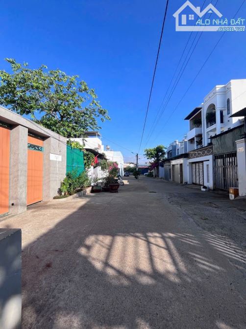 NHÀ HẺM NGUYỄN ĐÌNH CHIỂU - TRUNG TÂM BMT 4Tỷ500 - 7