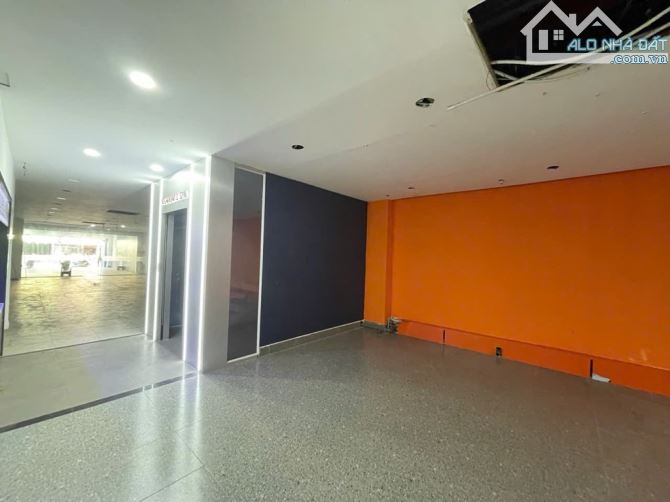 Vị trí VIP, Nhà nở hậu 7,5 x 54 mặt tiền Phan Huy Ích, Tân Bình. - 7