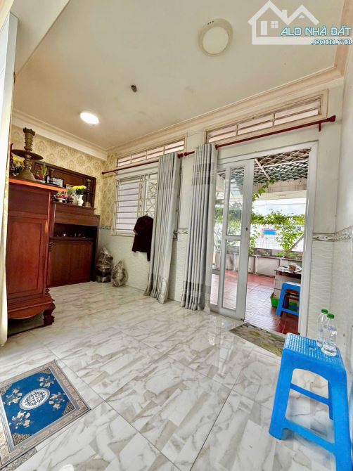 NHÀ 5 TẦNG NGAY AEON TÂN PHÚ - NGANG 4.3M NỞ HẬU 5M - HẺM 4M, KHU DÂN TRÍ - CHỈ 6.68 TỶ T - 7