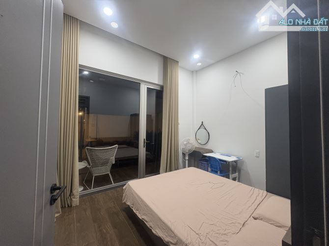 Nhà sân vườn Mặt tiền Bà Huyện Thanh Quan - 7