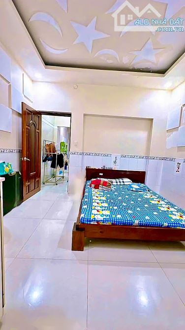 Bán 🏠 hẻm 3Tầng mới đẹp xuất 7,35 tỷ Hoàng diệu p4 Q4 đầy đủ tiện ích không thiếu thứ gì - 7