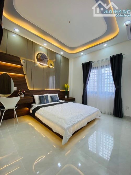 Bán nhà ngang 5m, Quang Trung, Gò Vấp, 3 tầng, 2 mặt tiền trước sau, chỉ 7 tỷ 98 - 7